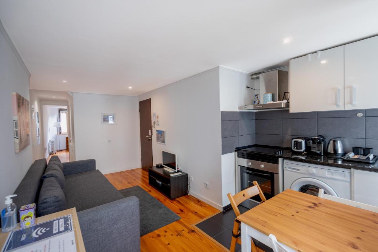 Apartments Center Castelo Lisboa Εξωτερικό φωτογραφία